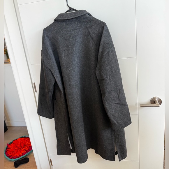 Women's Gray Overcoat Sadie and Sage - Picture 3 of 3